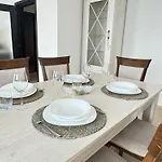 Sea Garden 2bd *